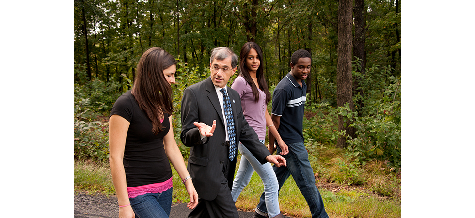 新闻 image alt 新闻 image alt